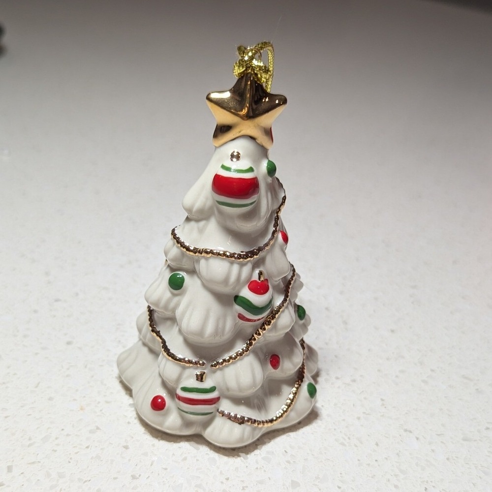 Lenox Christmas Tree Ornament Ivory Porcelain Gold Star Very Merry 3.25" Box